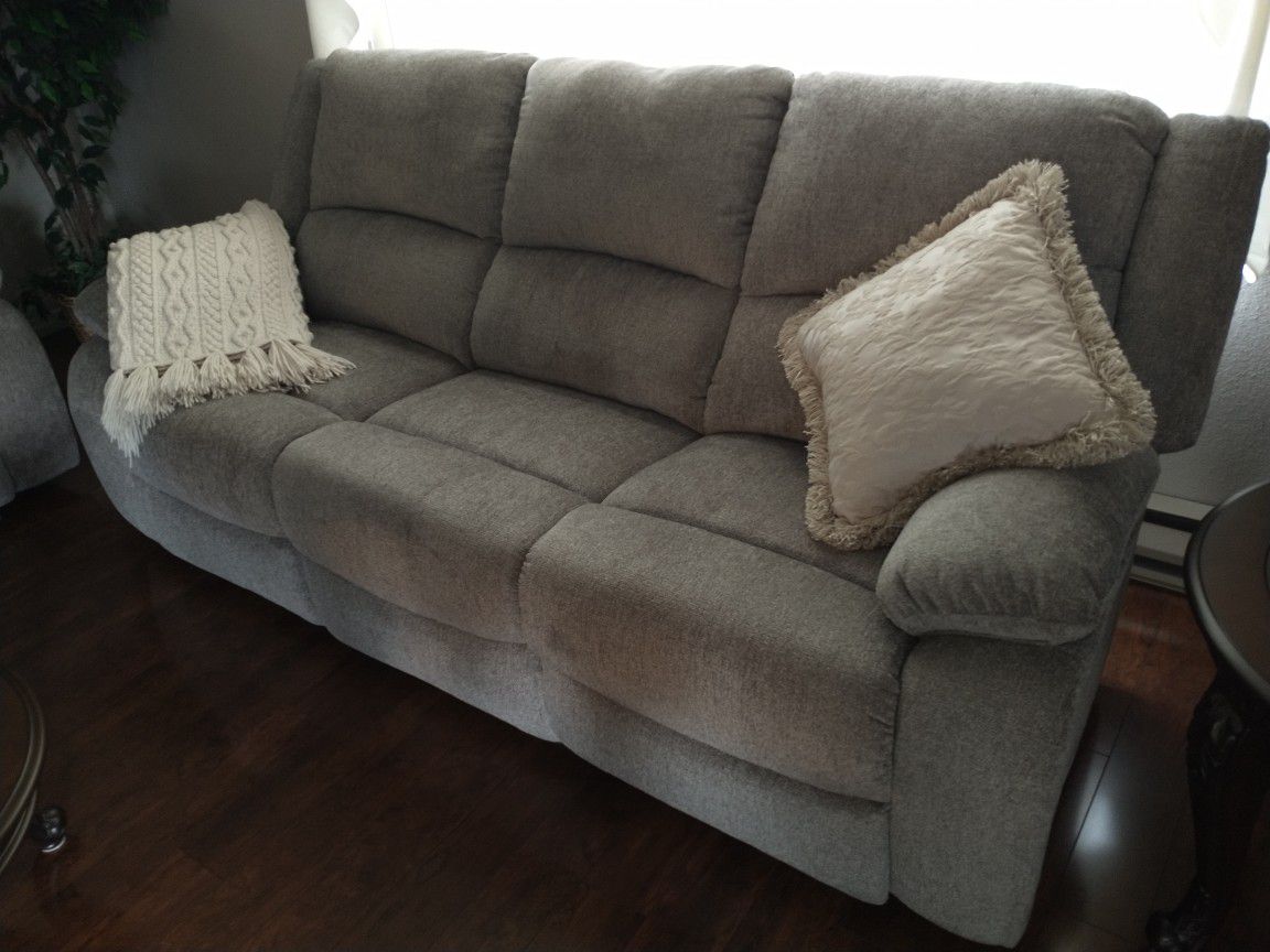 New Ashley Double Electric Recliner Sofa