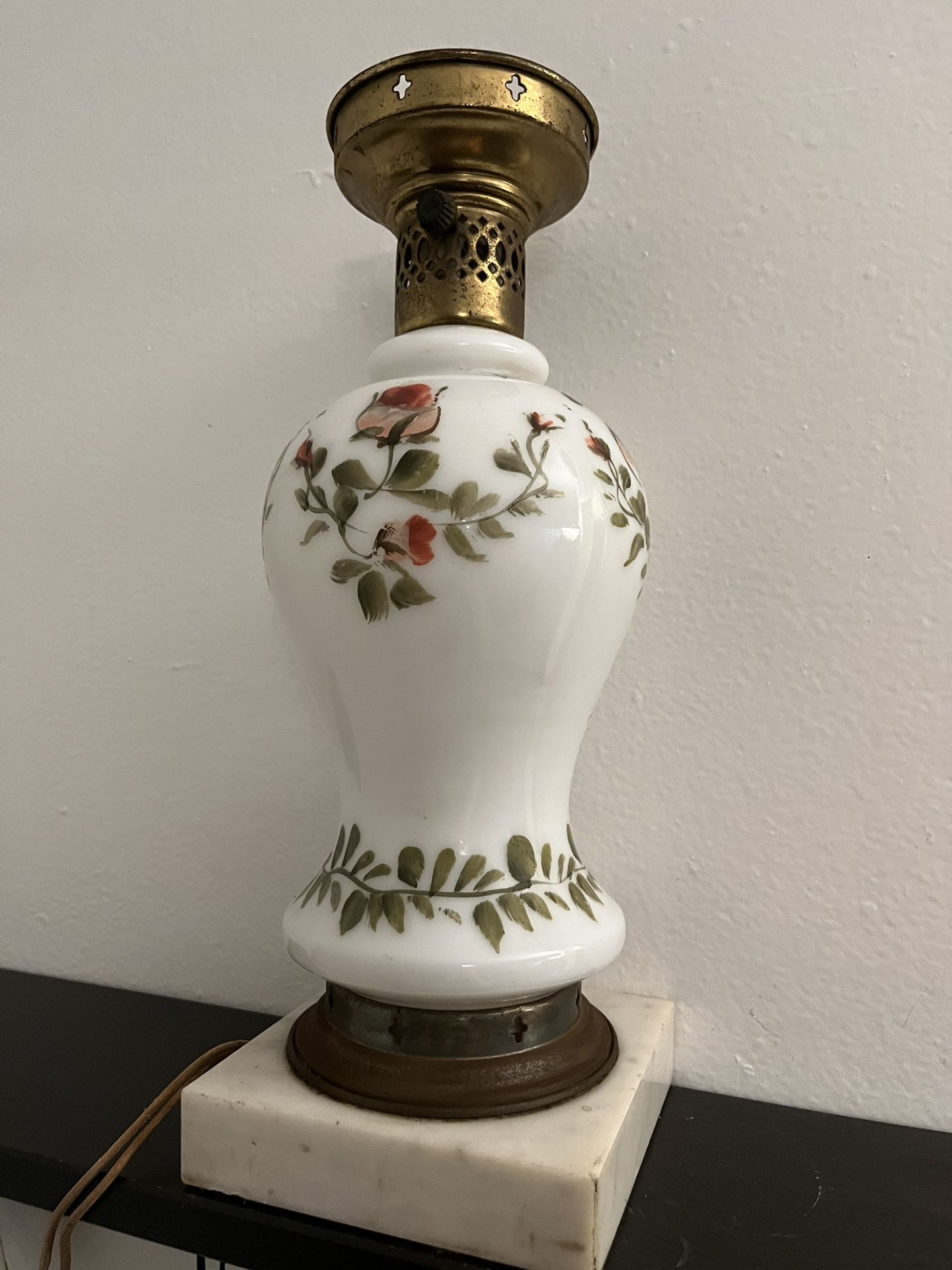 Antique / Vintage Lamp 