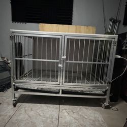 DOG CAGES/ITEMS