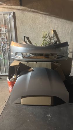 OEM 2012 Honda Fit front Bumper and Hood