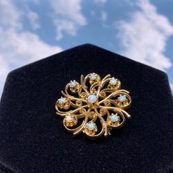 14K Opal Flower Brooch 