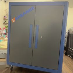 Upgraded Metal Tool Chest with 2 Locking Doors,Rolling Tool Chest with 360° Swivel Casters and Foot