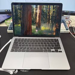 MacBook Air 2020 M1 8 256 $355