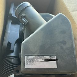 2020 Chevrolet Silverado 5.3L Air Intake OEM