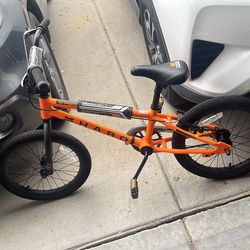 18” Haro Shredder freestyle BMX bike