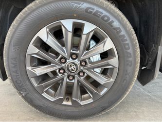 Yokohama Tires (4)