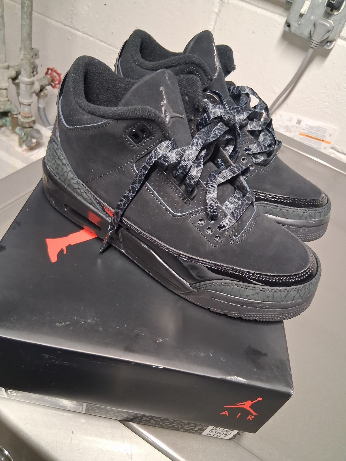 Jordan 3 Black Cat Gs Size 6y