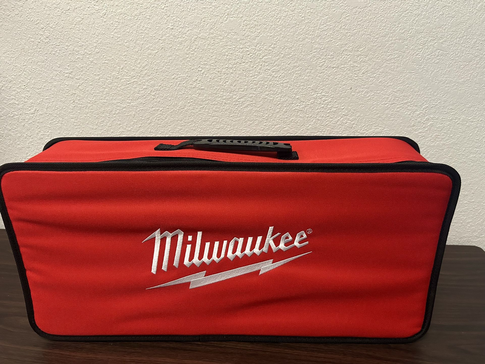 Milwaukee Grease Gun