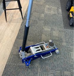PITTSBURGH 3 Ton Low-Profile Aluminum Racing Floor Jack with RAPID PUMP