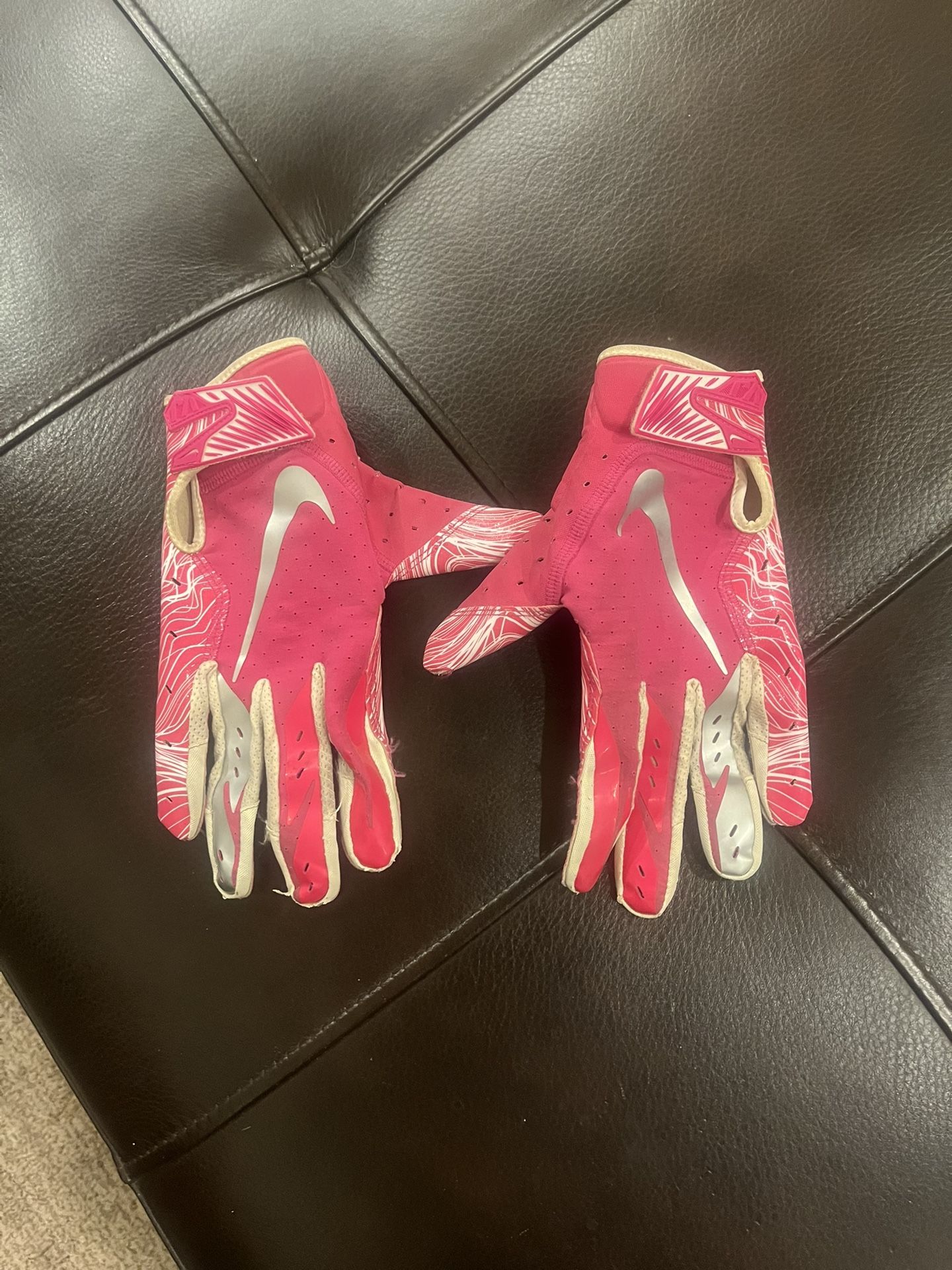 Nike Football Gloves