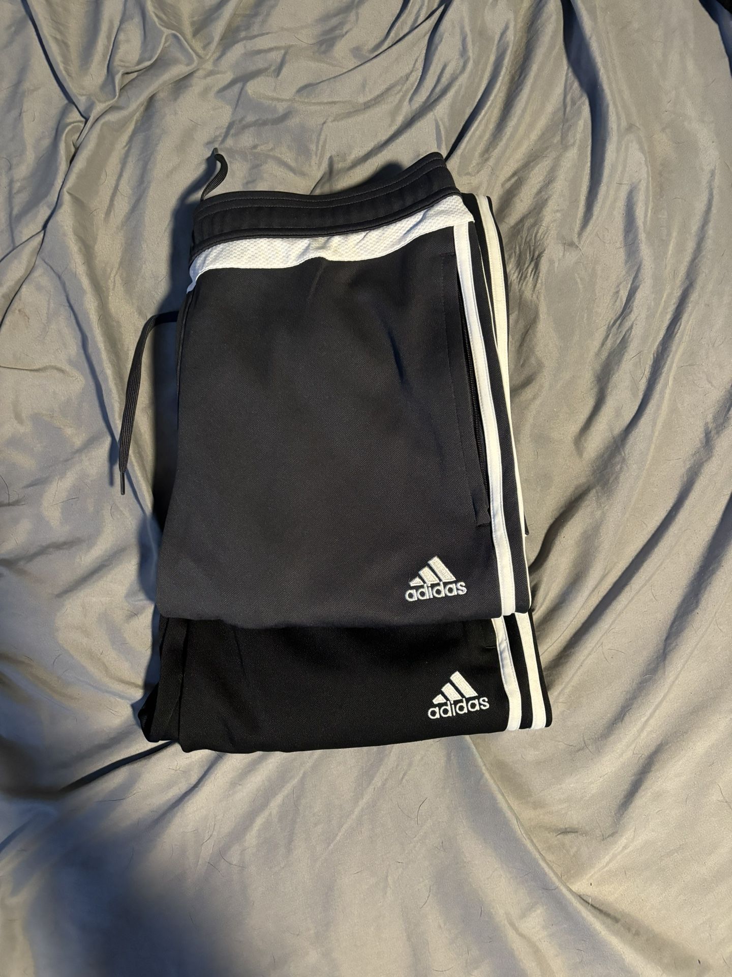 Men’s M Adidas Sweatpants