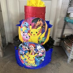 Pokemon Three Tier Pinata With Balls 