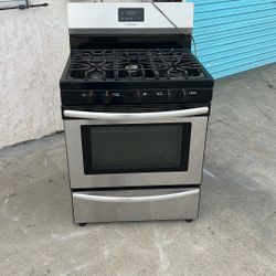 Frigidaire Stainless Propane Stove