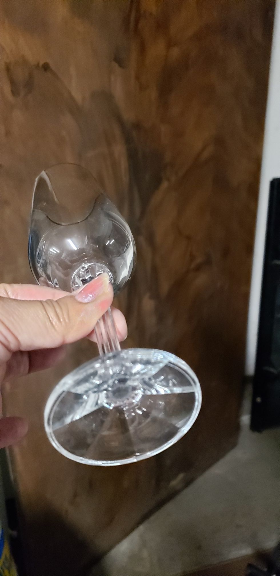 6 Fine Cut Crystal New Wine Glasses