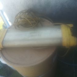 2 Light Bulb Work Light Pearlescent