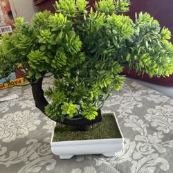 Artificial bonsai tree