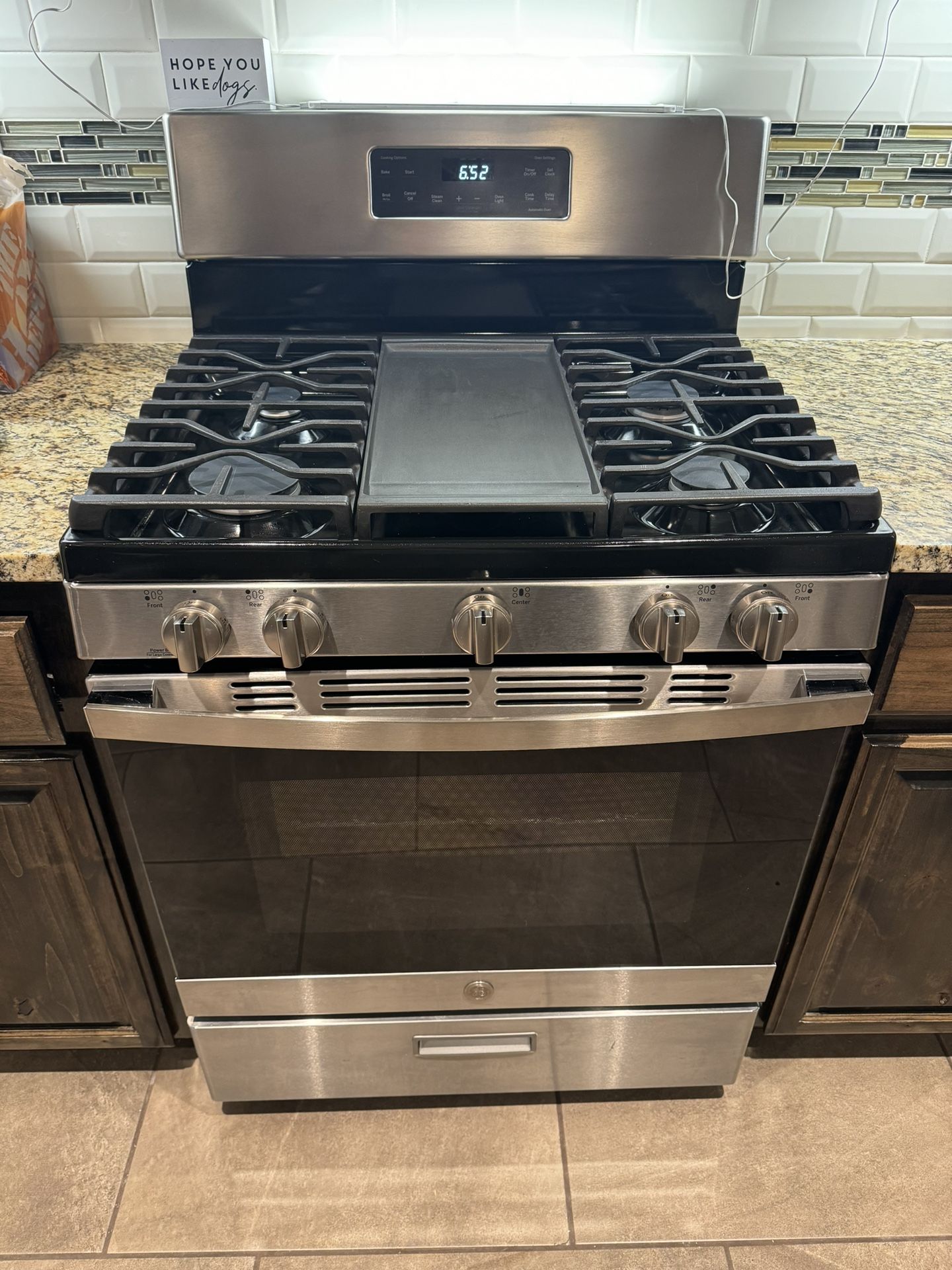 GE 30” Freestanding Gas Range for Sale in Corpus Christi, TX OfferUp