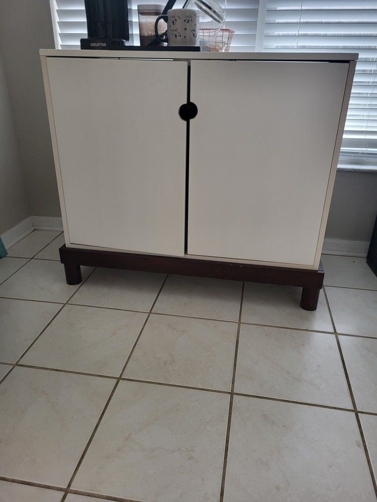 Moving.... Everything Must Go By Weds! Furniture, Household, Clothes, Toys, Exercise Equipment And More! 