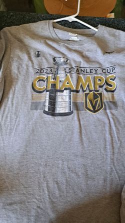 XL fanatics golden knights Stanley cup T-Shirt