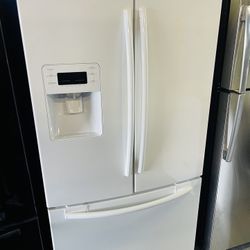 Samsung French door refrigerator 