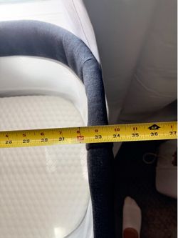 Rocking baby bassinet