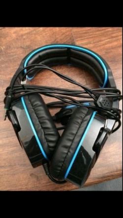Computer gaming headset