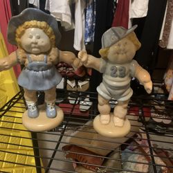 Beautiful little statues figurine