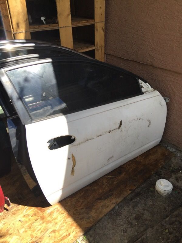 02-06 acura RSX passenger door