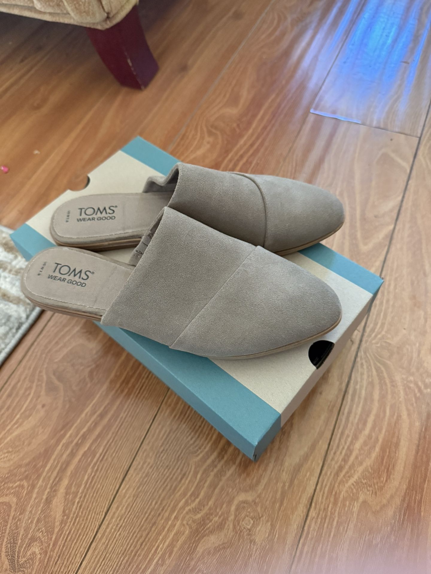 TOMS JADE SLIP ON FLAT