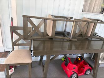 dinning table 4 chairs price negotiable