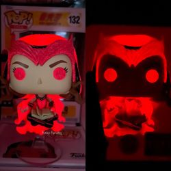 Glow Floating Scarlet Witch Funko Pop! Exclusive 