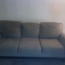couch 100 obo