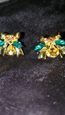 Pair of christmas bell earrings..