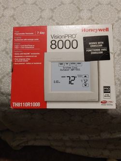 Thermostat - Honeywell VisionPRO 8000 - For Parts Only