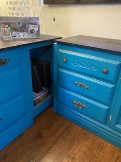 Vanity Dresser Combo With Additional Dresser for Sale in Phoenix, AZ - OfferUp Vanity Dresser Combo With Additional Dresser for Sale in Phoenix, AZ - OfferUp