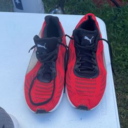 Puma Tennis Shoes , Size 11