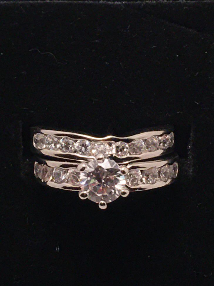 18KT HGE Wedding Ring  Double Band