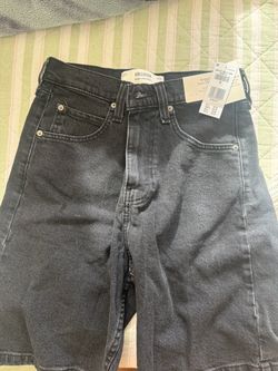 Hollister Baggy Jean Shorts Size 26
