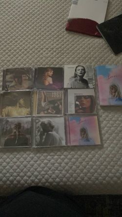 Taylor swift CD bundle