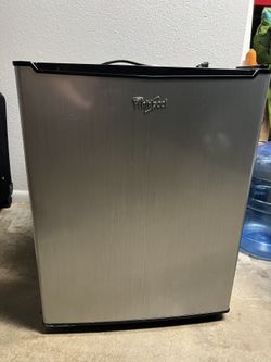 Whirlpool 2.7 cu ft Mini Refrigerator - Stainless Steel