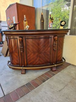 WINE Bar.  $900