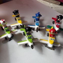 Avión De Madera Cada Uno 