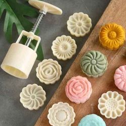 Cookie Press Mid-Autumn Festival Hand-Pressure Moon Cake  with 6 