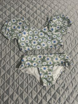 Bathing suit