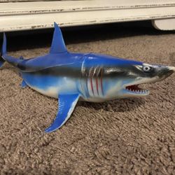 Toy Shark 