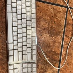 Old Apple Keyboard