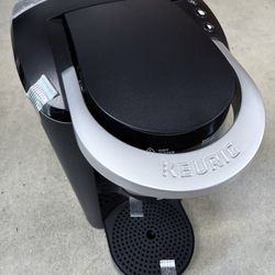 Keurig K 35 Single Serve Coffee Maker 