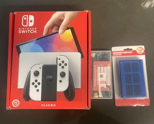 NINTENDO ALONG WITH GAME CARD SLOT