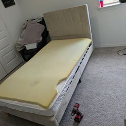 Twin Bed With Mattress And Toper 