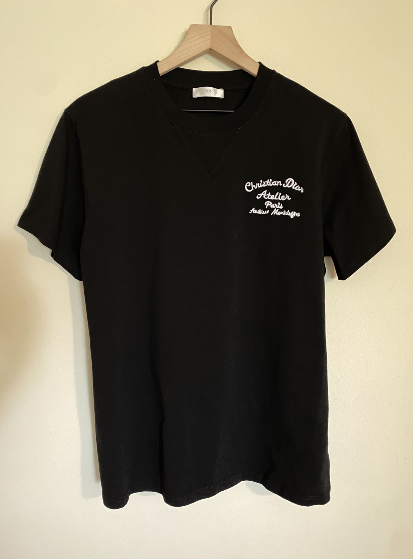 Dior Atelier Black T shirt - www.disolcolor.com